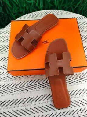 Hermes Women's Authentic Sandals